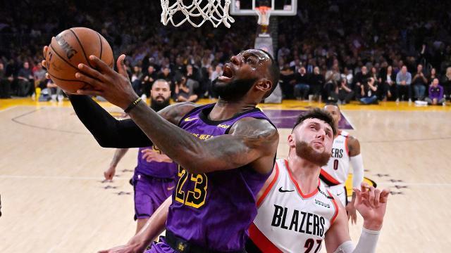 1675787967552038499.jpg lebron-james.jpg